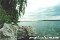 Niagara River shoreline