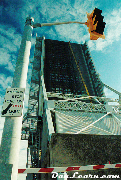 Lakeshore Rd. lift bridge