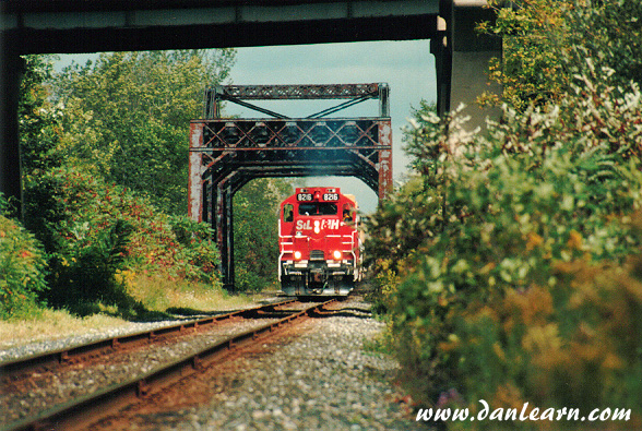 CP train crossing Welland River