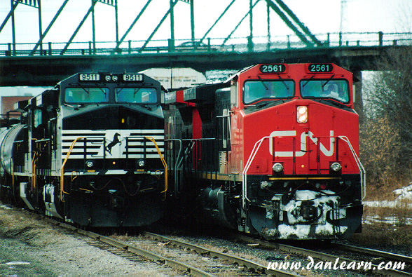 NS & CN trains meet