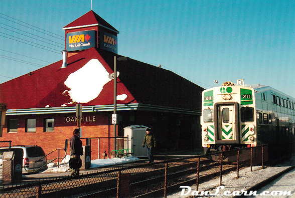 GO Transit at Oakville